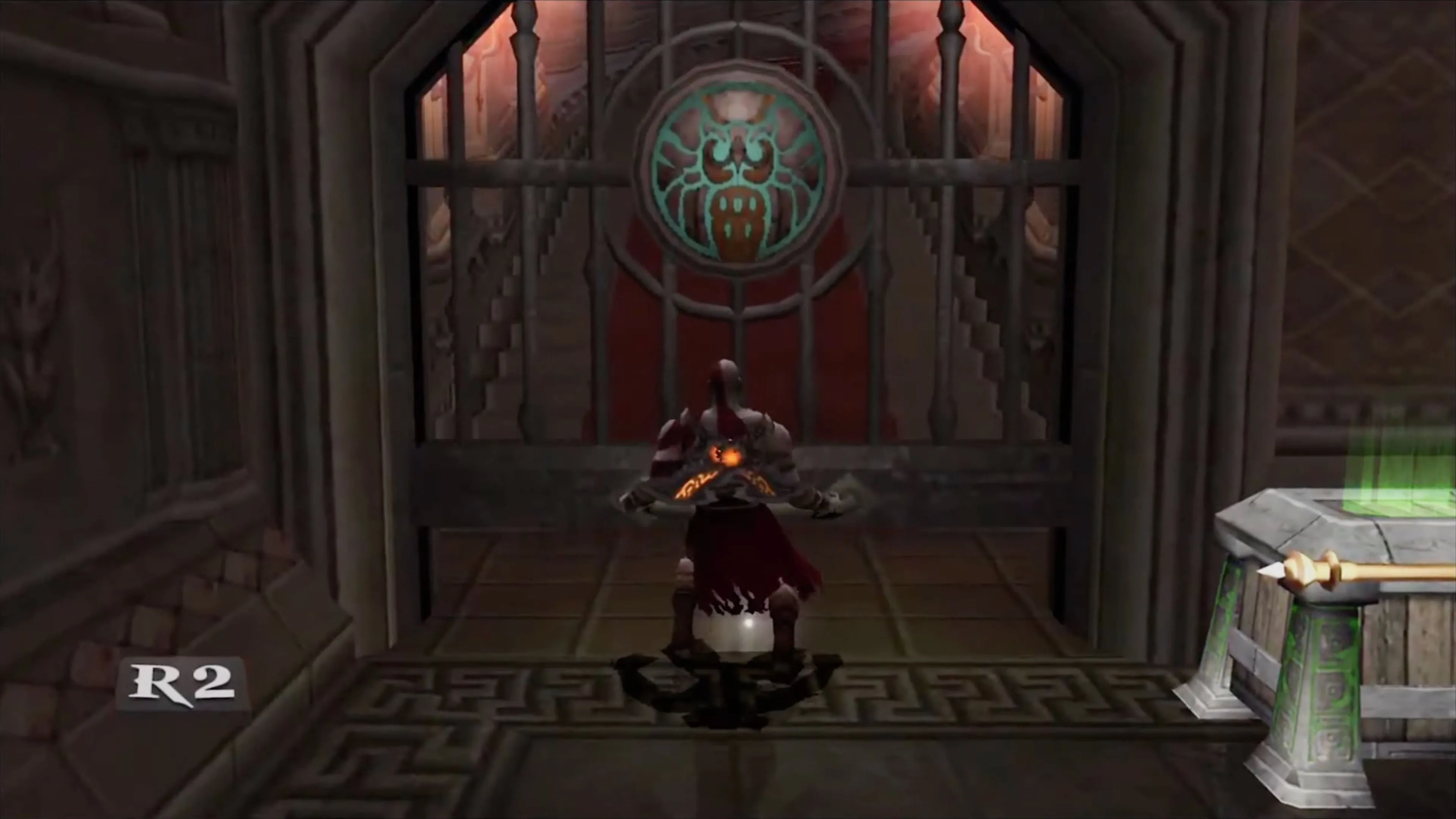 Ảnh chụp màn hình cảnh Kratos đối mặt với một con trùm khổng lồ trong God of War (2005).