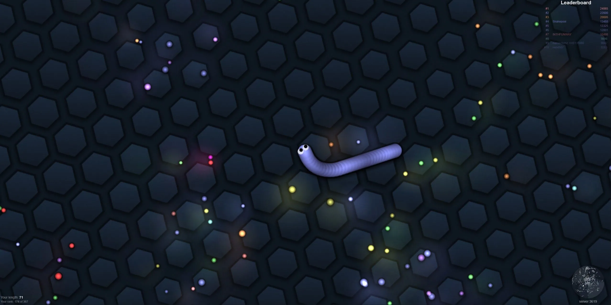 Ảnh chụp màn hình game Slither.io đang được chơi trên trình duyệt web.