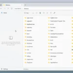 Files app với thanh bên trống và thông báo gợi ý thêm nội dung, minh họa tính năng mới trong bản cập nhật.