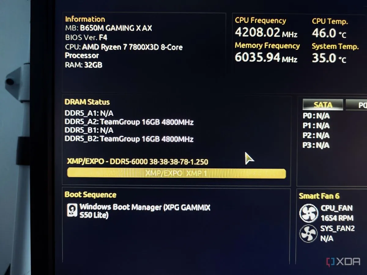 Giao diện BIOS/UEFI hiển thị các tùy chọn bật hồ sơ ép xung RAM XMP hoặc EXPO, giúp tối ưu hiệu năng bộ nhớ cho máy tính.