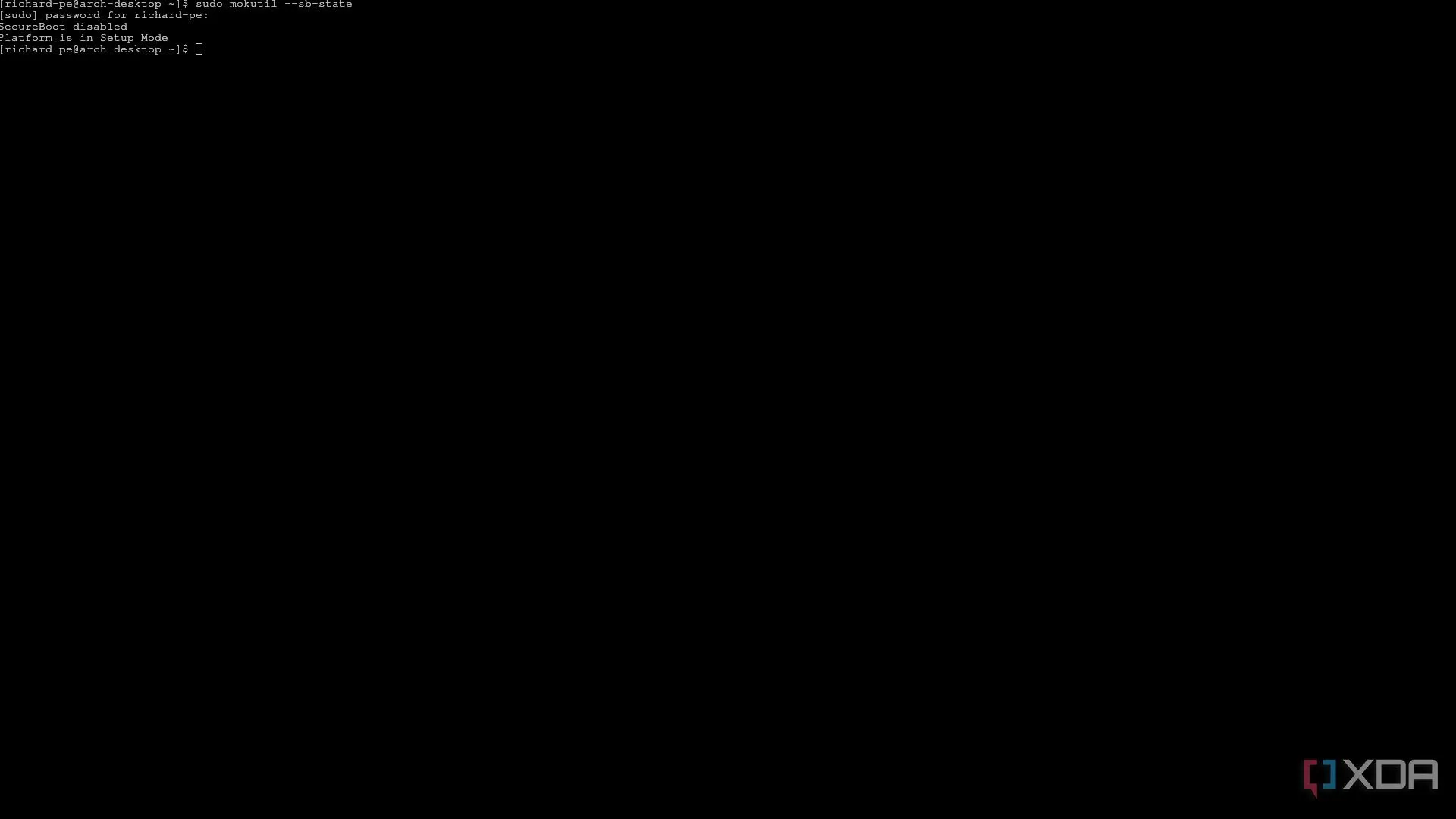 Giao diện dòng lệnh Arch Linux hiển thị trạng thái Secure Boot đã tắt, kiểm tra bằng lệnh mokutil