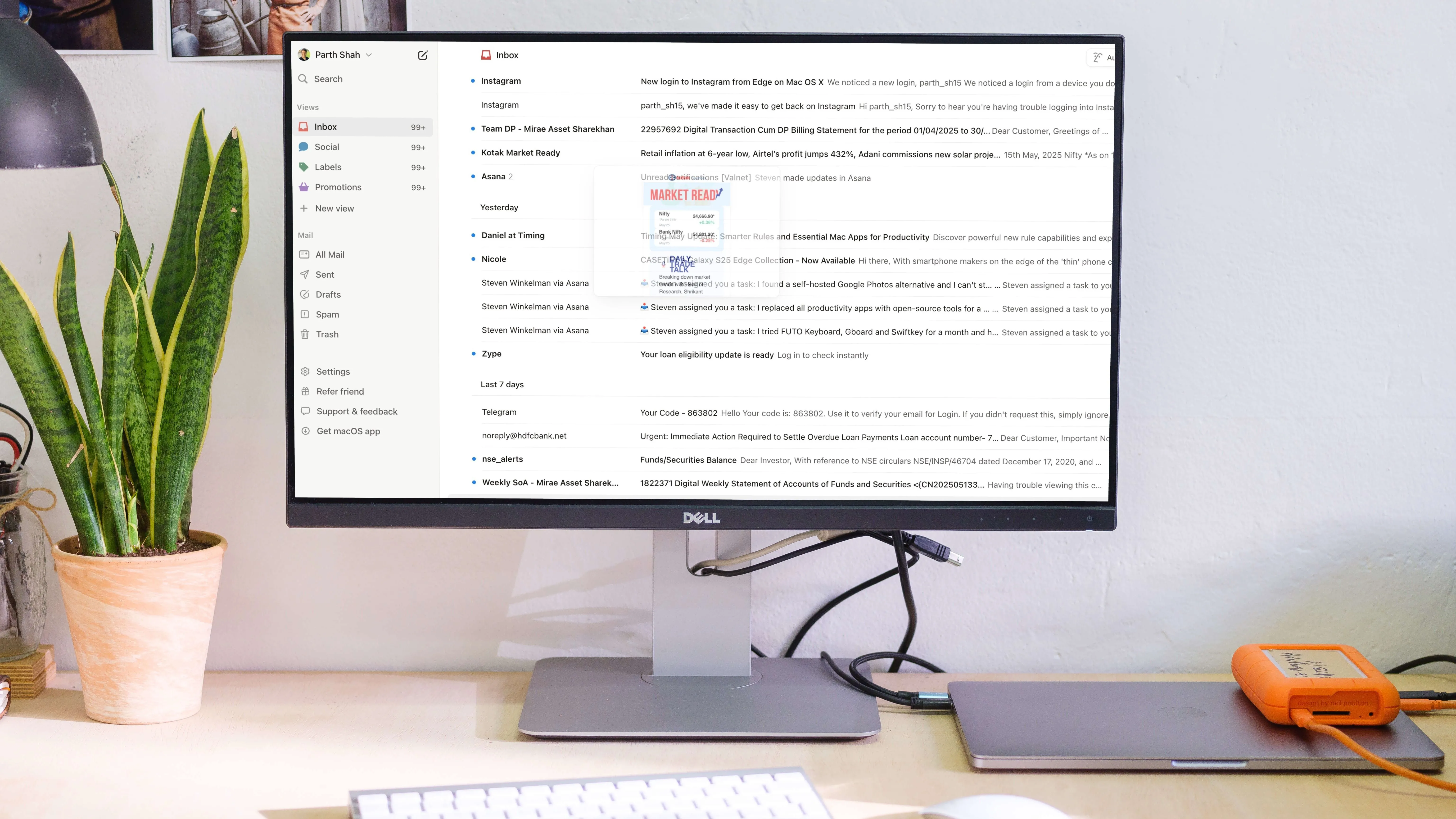 Giao diện một ứng dụng email thay thế Outlook, thể hiện xu hướng người dùng tìm kiếm giải pháp mới