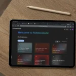Giao diện NotebookLM trên iPad, minh họa tính năng Audio Overview với giọng nói AI mới