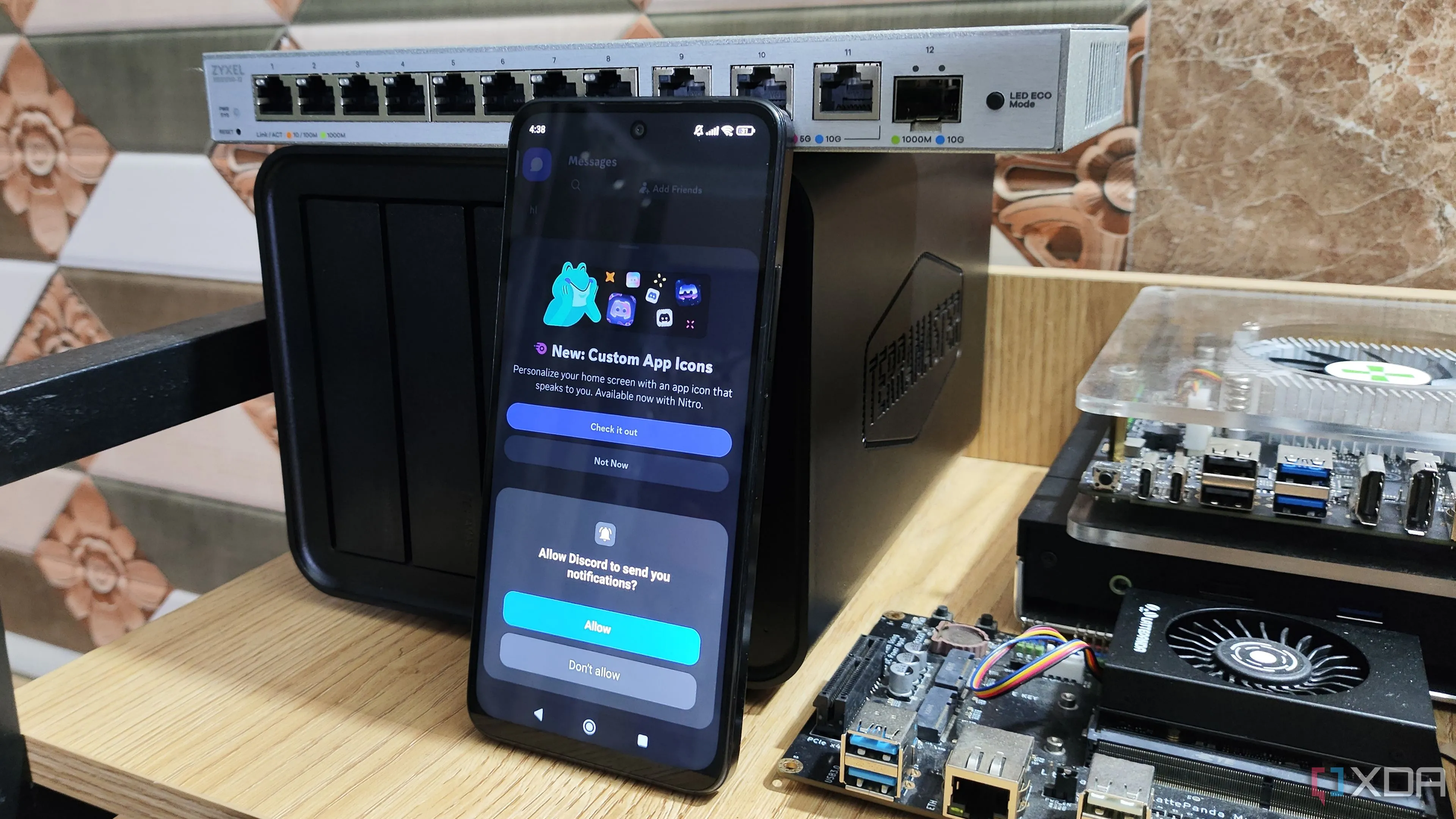 Giao diện ứng dụng Discord đang chạy trên thiết bị Windows on Arm, minh họa hiệu suất mượt mà của phiên bản ARM-native