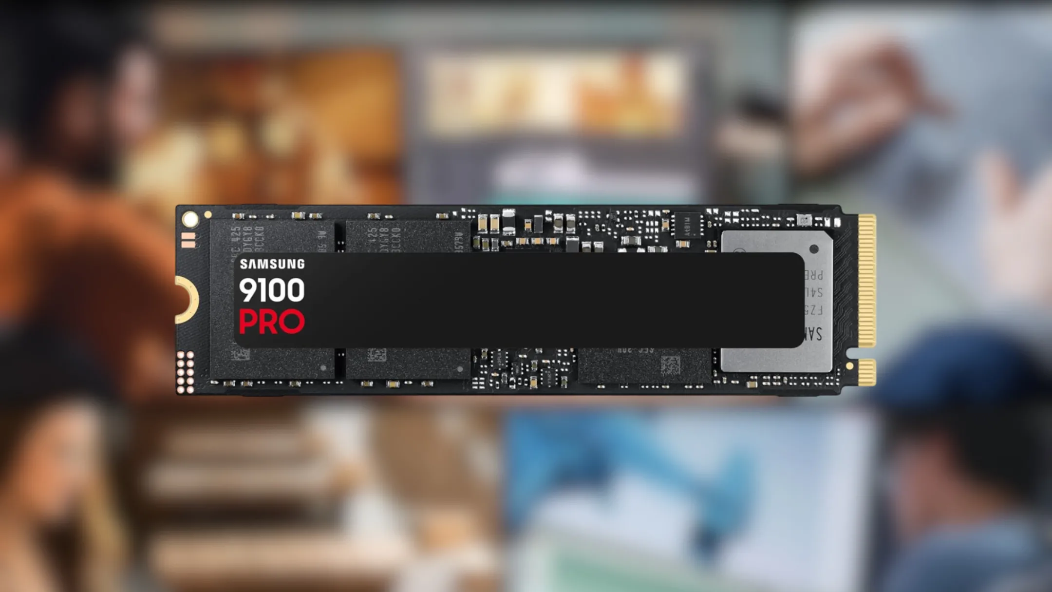 Góc nhìn cận cảnh ổ cứng SSD Samsung 9100 Pro, minh họa thiết kế tối ưu cho tốc độ và quản lý nhiệt