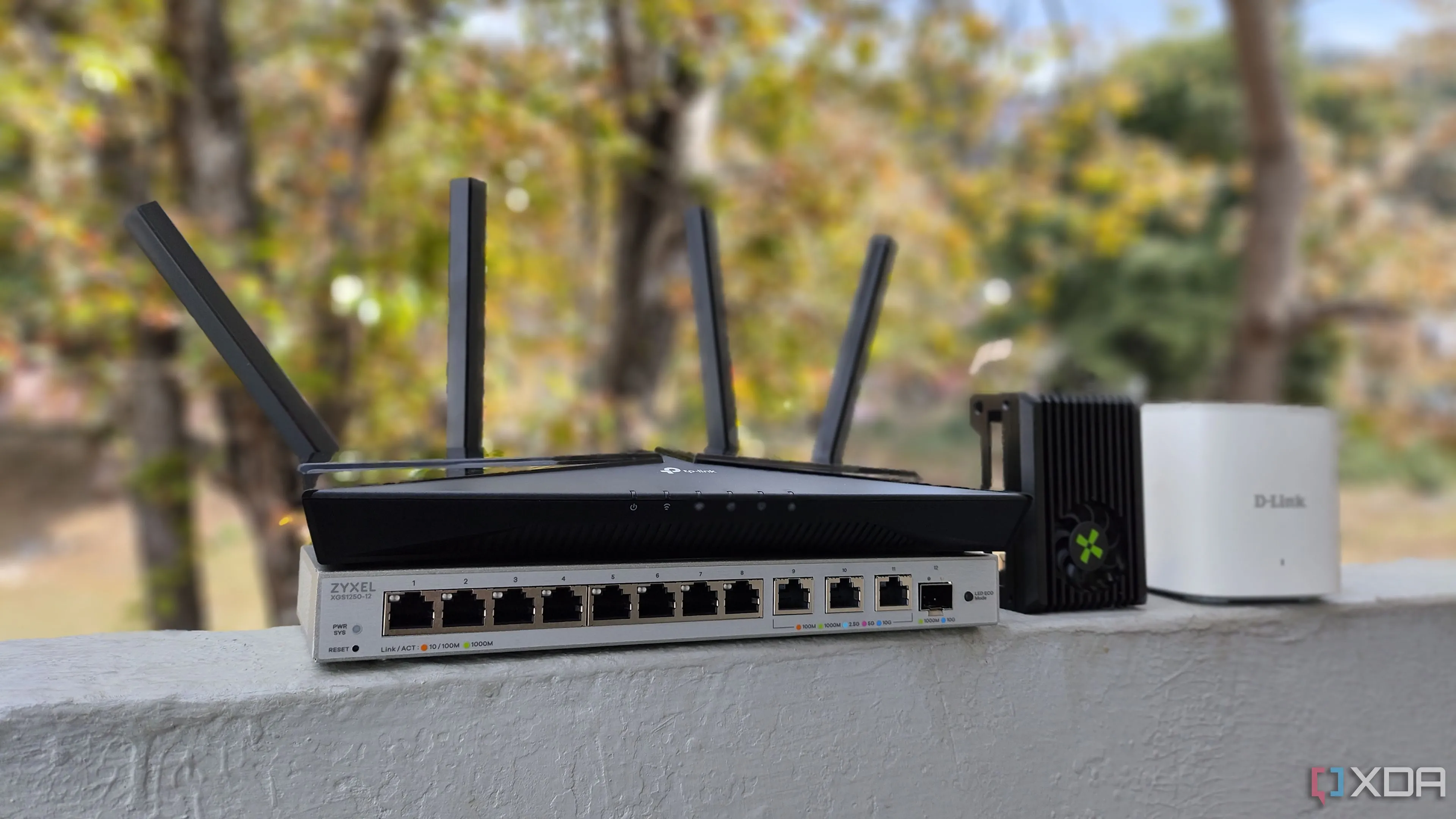Hệ thống thiết bị mạng minh họa mục tiêu của cuộc tấn công DDoS