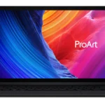 Laptop ASUS ProArt PZ13 cùng bàn phím detachable và bút stylus