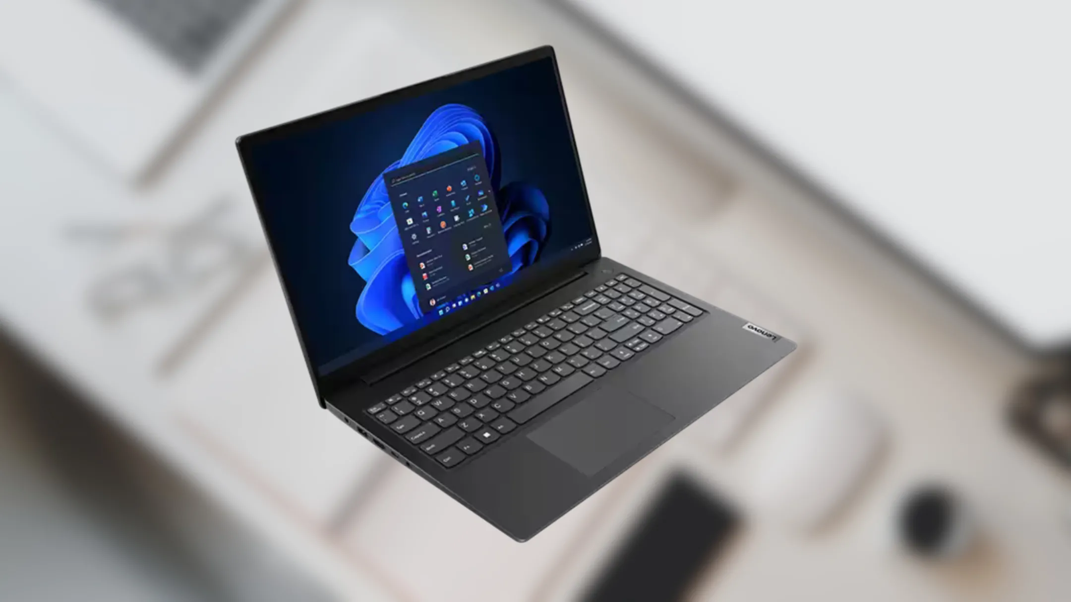 Laptop Lenovo V15 dòng Business từ góc nhìn nghiêng, thể hiện độ bền và kiểu dáng chuyên nghiệp