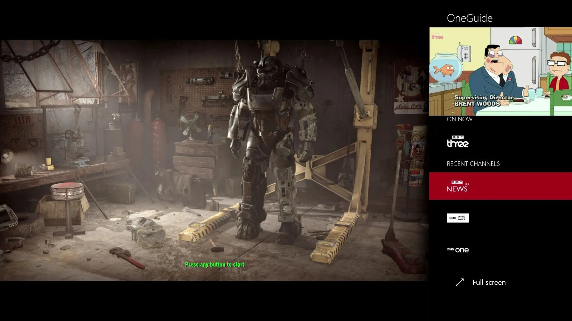 Màn hình console Xbox One hiển thị tính năng Snap, với trò chơi Fallout 4 chiếm phần lớn màn hình và ứng dụng American Dad ở cửa sổ nhỏ bên phải.