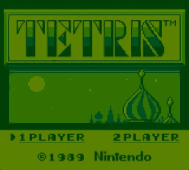 Màn hình gameplay của Tetris, hiển thị các khối Tetromino đang rơi và được xoay để tạo thành hàng hoàn chỉnh.