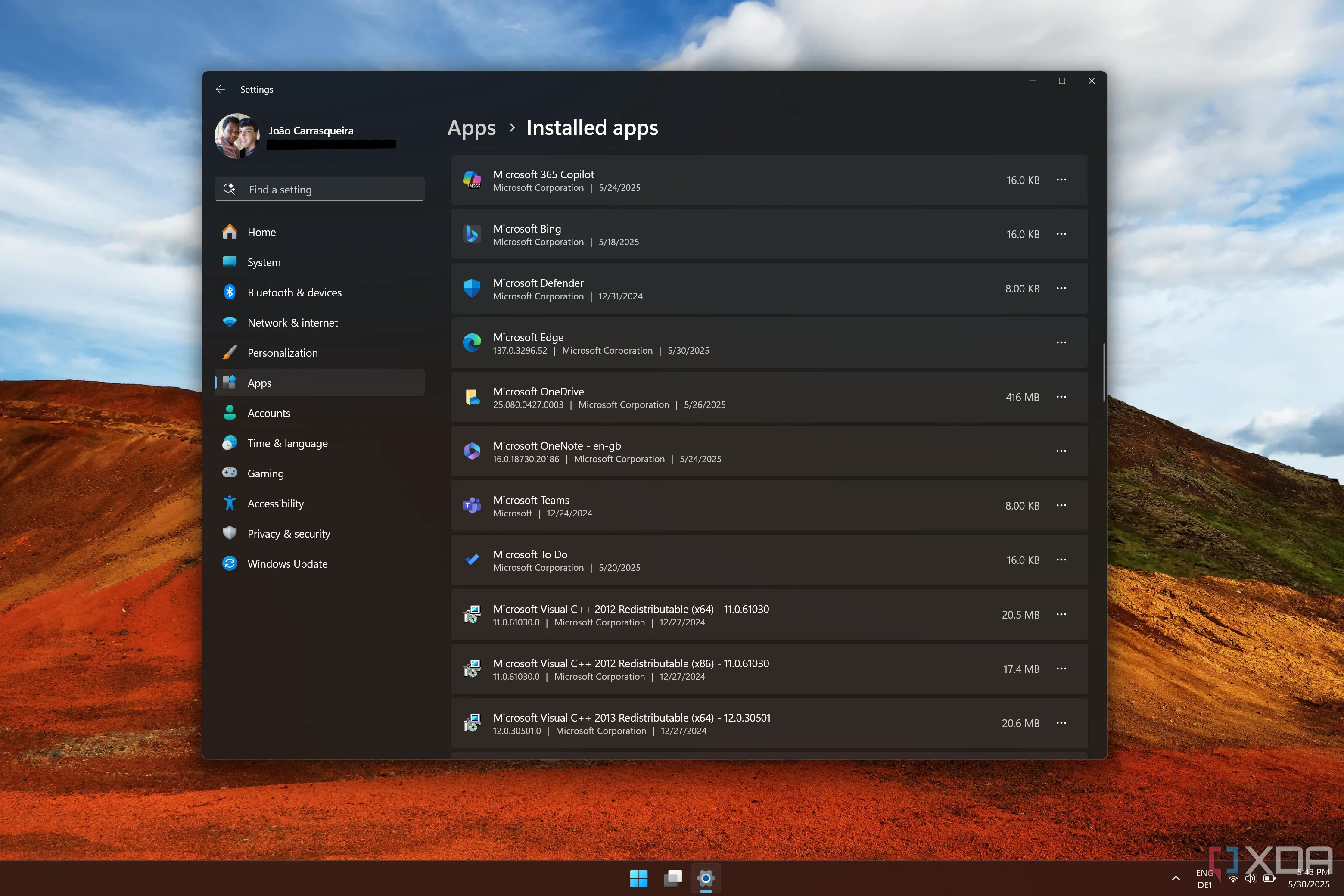 Màn hình quản lý các ứng dụng đã cài đặt trên Windows 11, nơi người dùng có thể rà soát và gỡ bỏ những phần mềm đáng ngờ có thể đang theo dõi webcam.