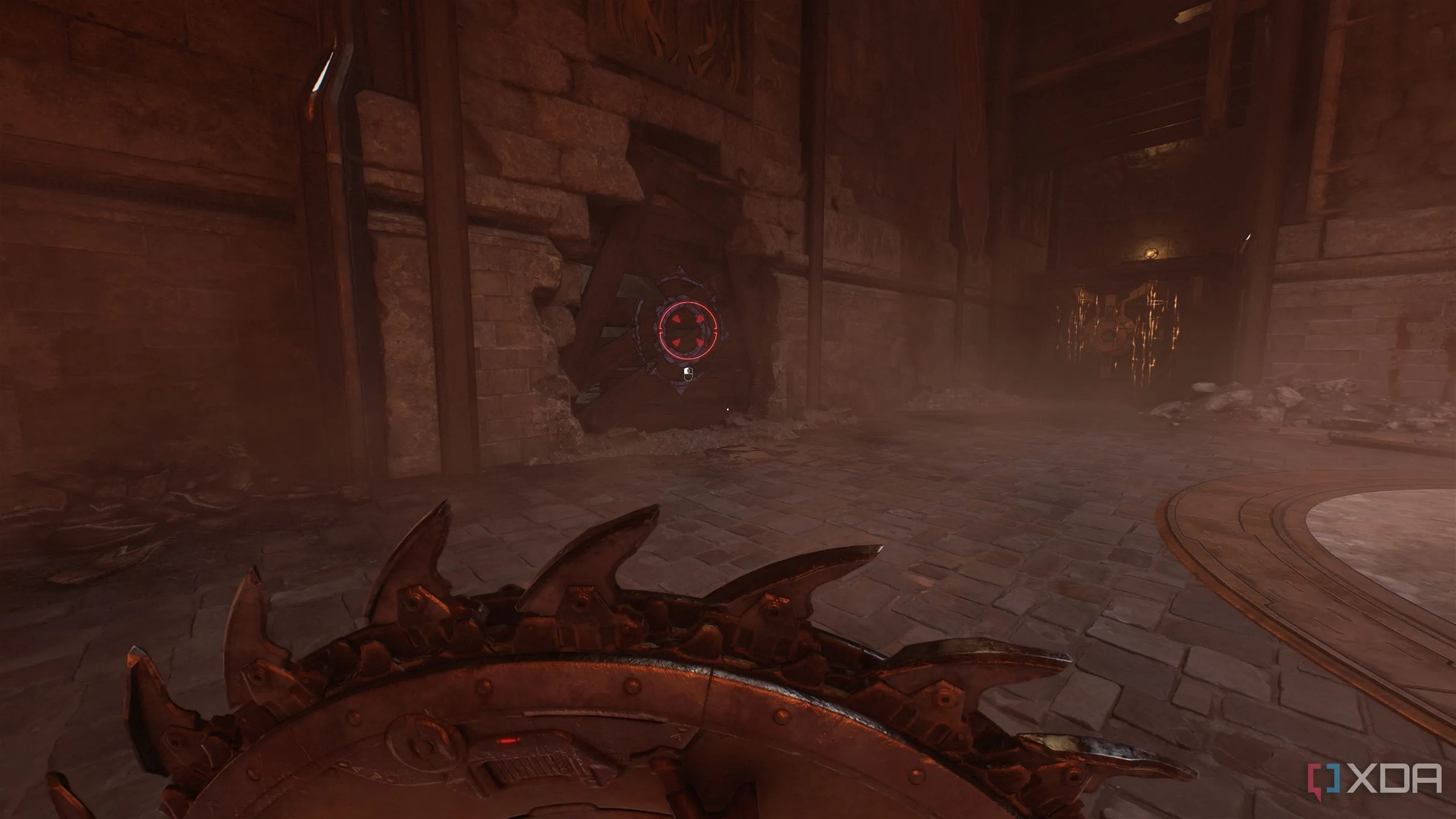 Một bức tường gỗ có thể phá hủy bằng Shield Charge trong Doom The Dark Ages