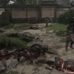 Naoe ẩn nấp bên cạnh các thi thể lính trong Assassin's Creed Shadows, minh họa kỹ năng giết liên hoàn.