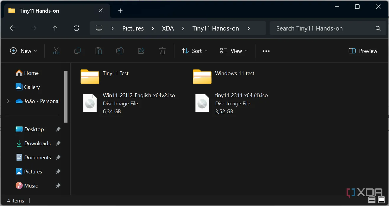So sánh kích thước file ISO của Windows 11 gốc và Tiny11 trong File Explorer