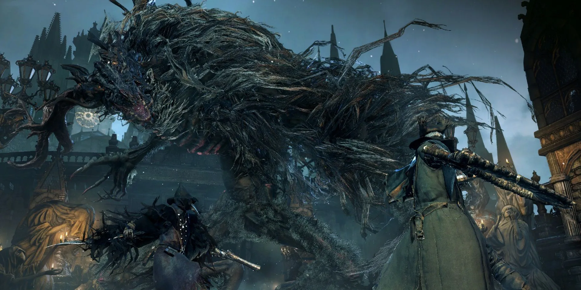 Thợ săn Bloodborne chiến đấu trong một môi trường đô thị gothic đầy rẫy nguy hiểm