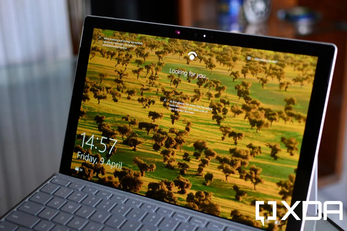 Tính năng nhận diện khuôn mặt Windows Hello trên Surface Pro, bị ảnh hưởng bởi lỗi xác thực Windows Server