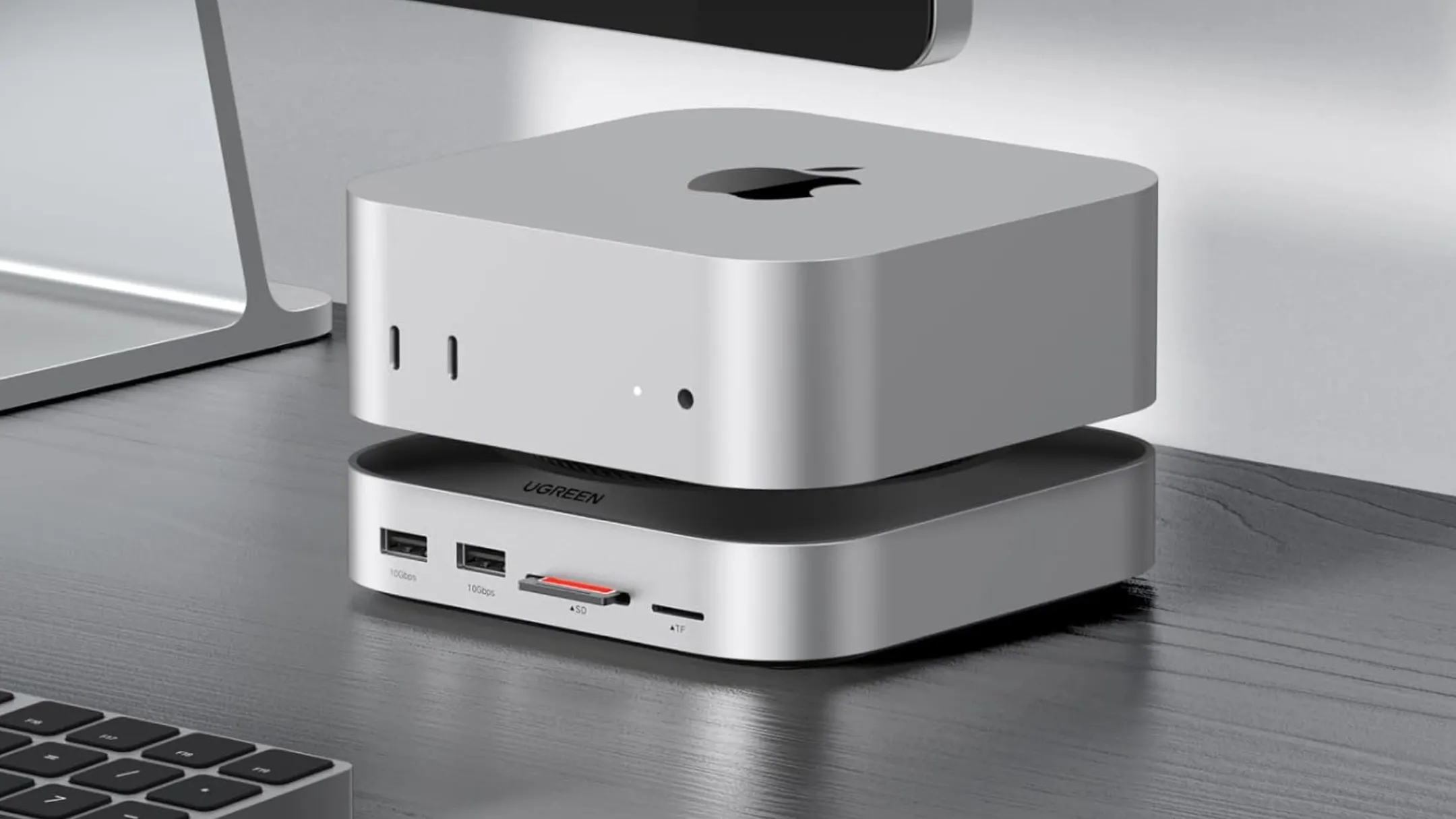 UGREEN Mac mini M4 Dock on desk
